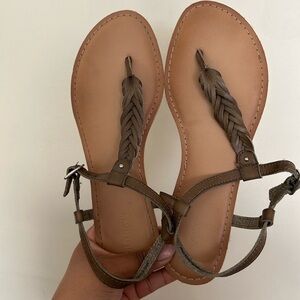 Old Navy t strap sandals